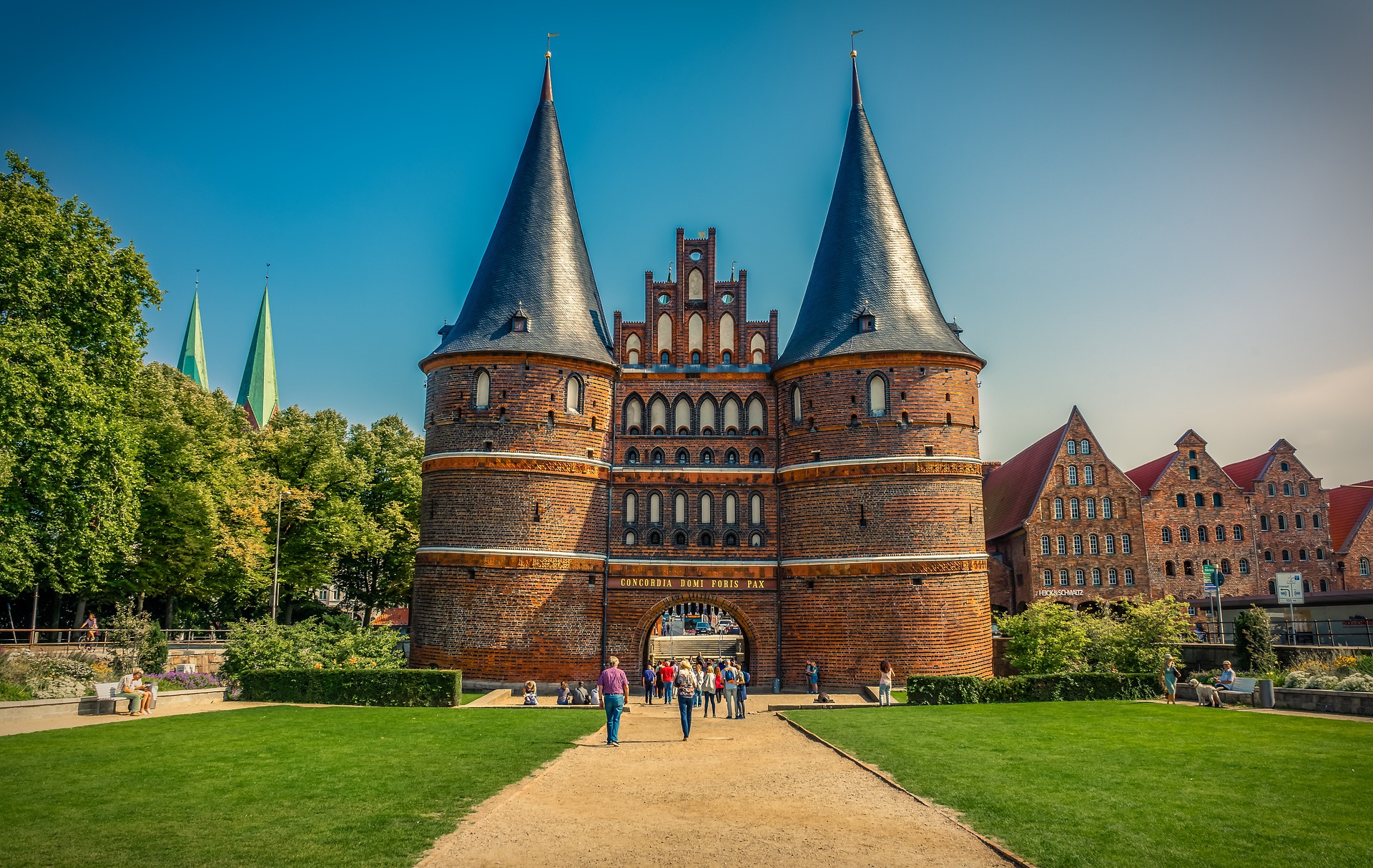 Lübeck Holstentor im Sommer