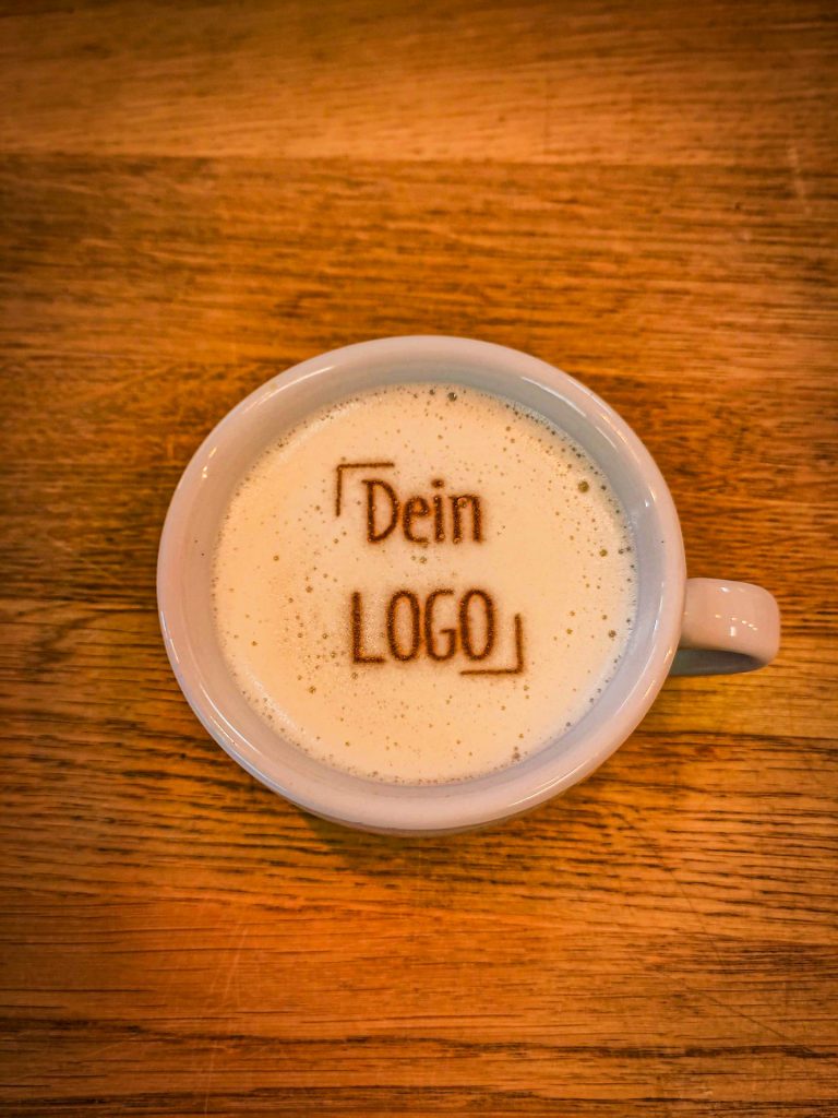 Dein Logo auf unserem Milchschaum - Mobiler Kaffeewagen und Milchschaumdrucker von FirstLoveCoffee